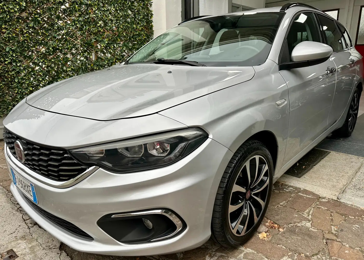 Fiat Tipo Tipo SW 1.6 mjt AUTOMATICA ADATTA A NEOPATENTATI Grigio - 1