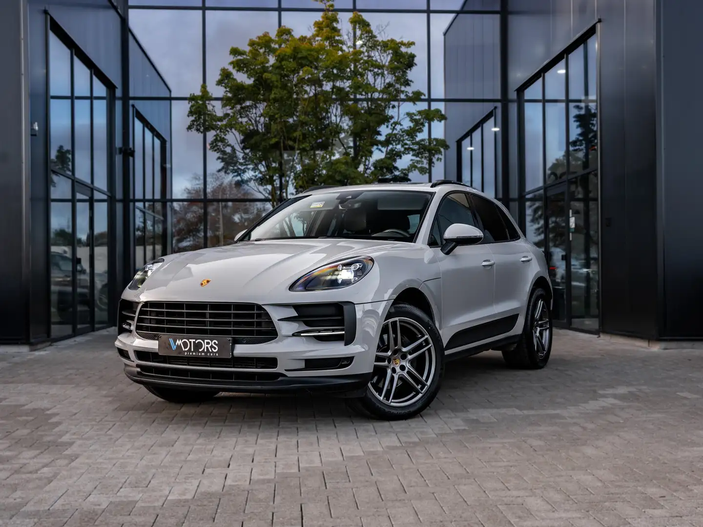 Porsche Macan Macan PDK - Pano - Full Porsche history - CC Grijs - 1