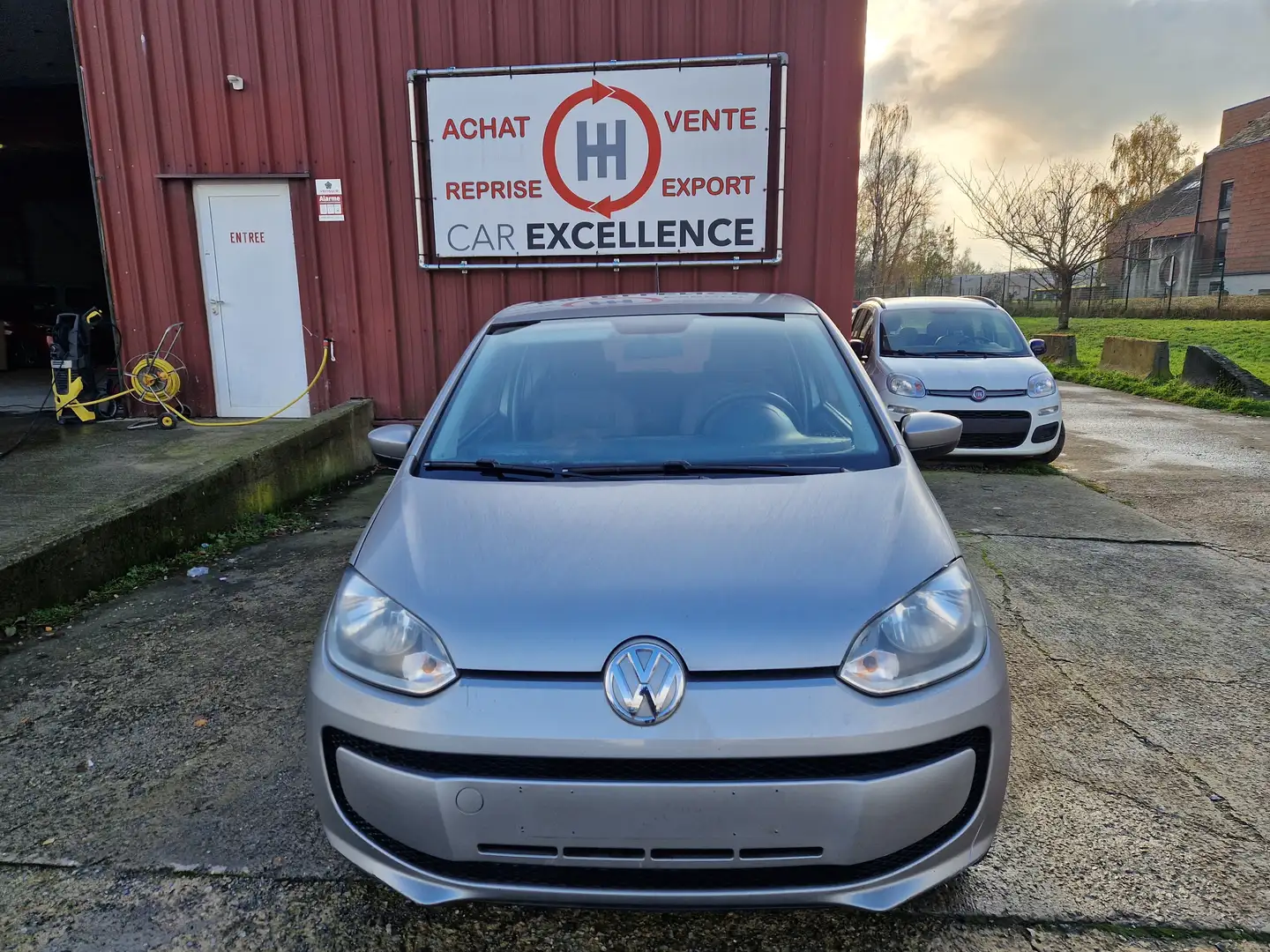 Volkswagen up! Up! 1.0i Move up! Zilver - 1