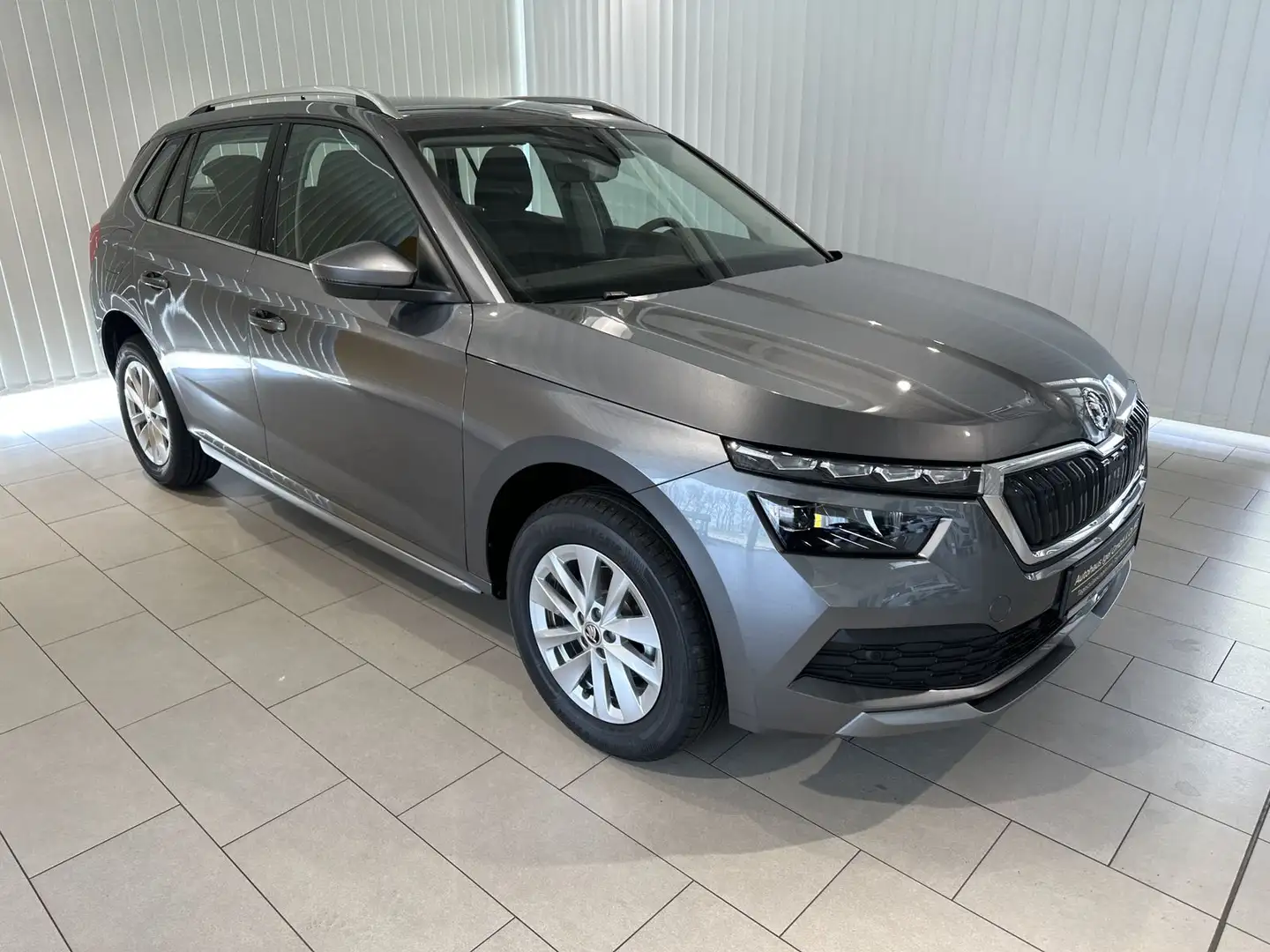 Skoda Kamiq Kamiq 1.0 TSI Style OPF (EURO 6d) Gris - 1