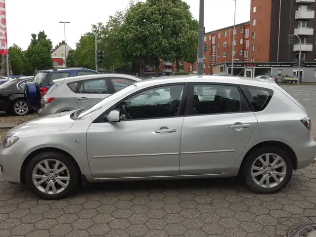Mazda 3 3 Fließheck 1.6 Sport Automatik TÜV 9.2028