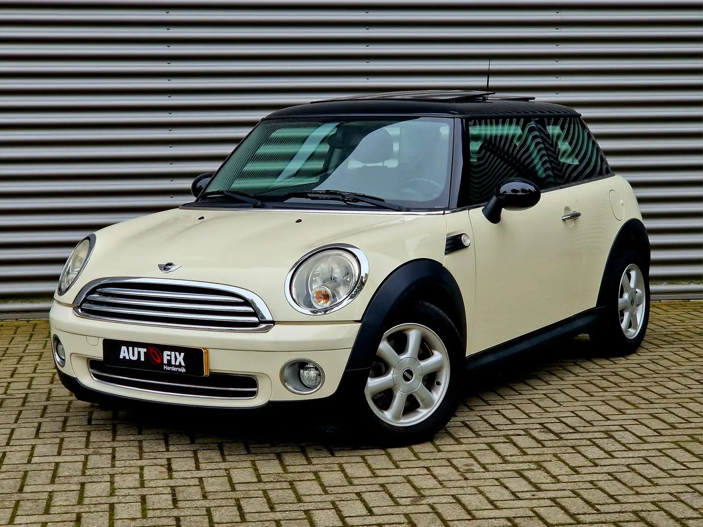 MINI Cooper Mini 1.6 Business Line Blanc - 1