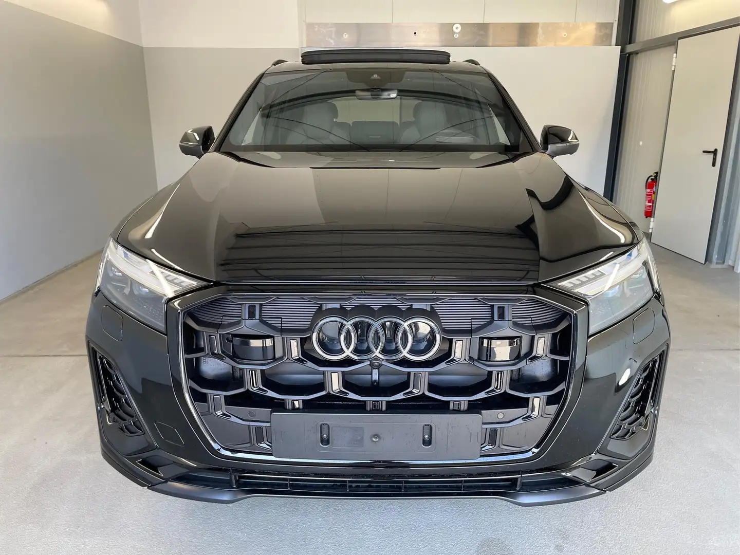 Audi Q7 Facelift S line 50 TDI Allradlenk.+Standhzg. 3.... Schwarz - 2