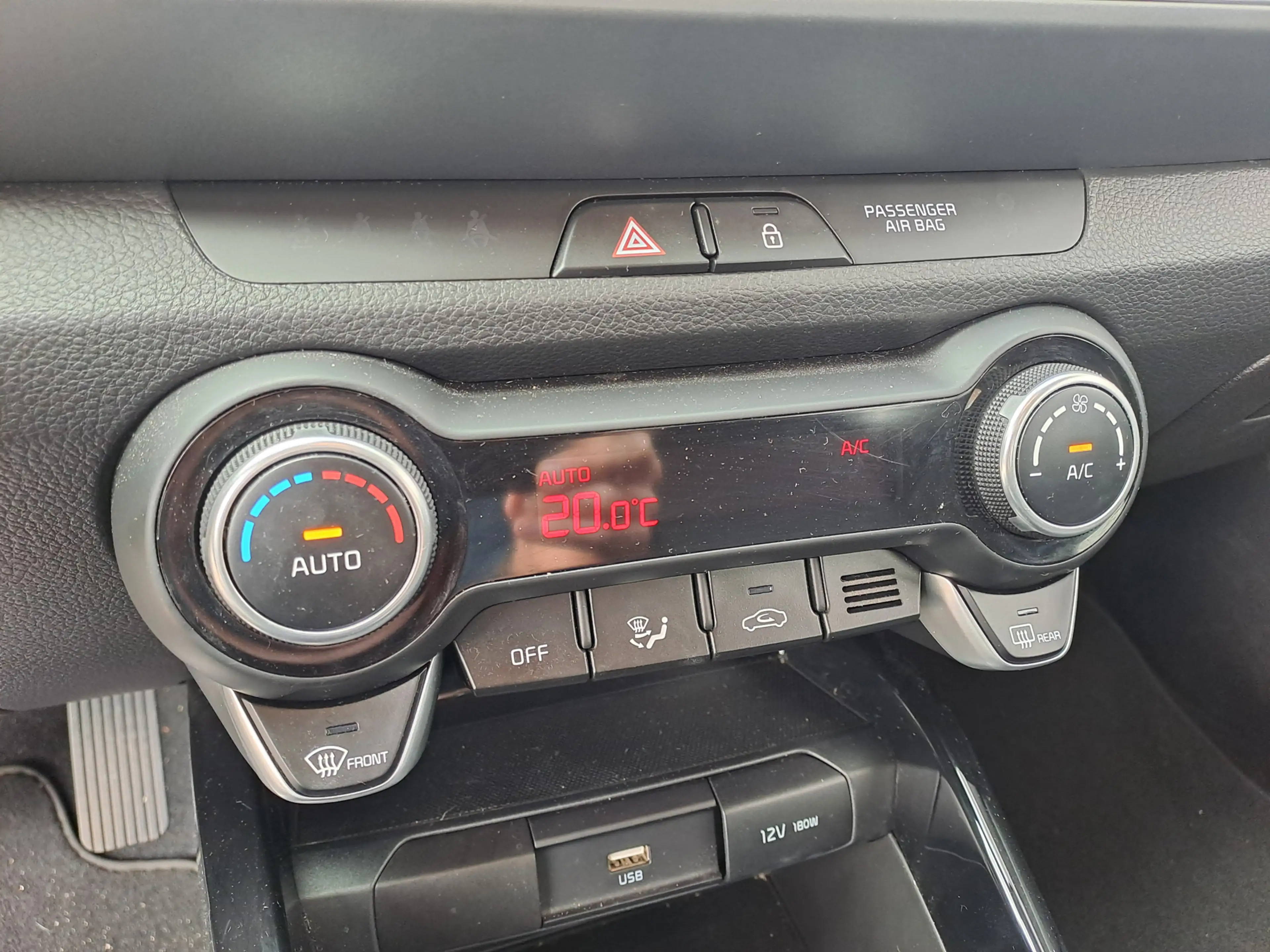 Kia Stonic 1.0 T-GDi MHEV DynamicLine | Apple Carplay/Android — photo 14