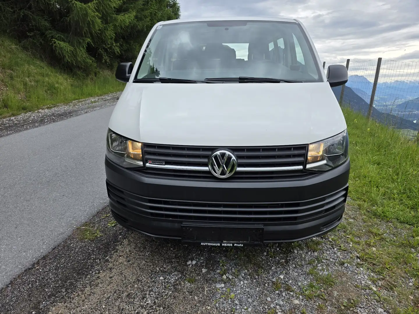 Volkswagen T6 Kombi LR HD 2,0 TDI 4Motion BMT Weiß - 1