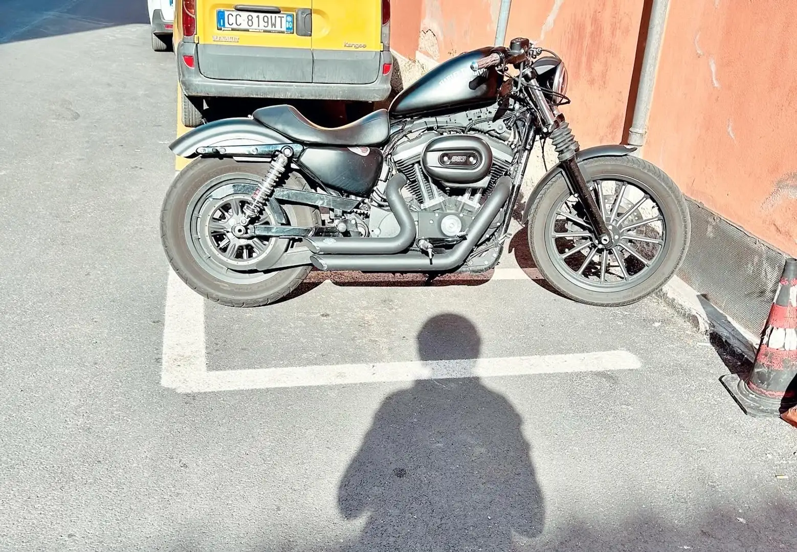 Harley-Davidson Sportster 883 iron - 1