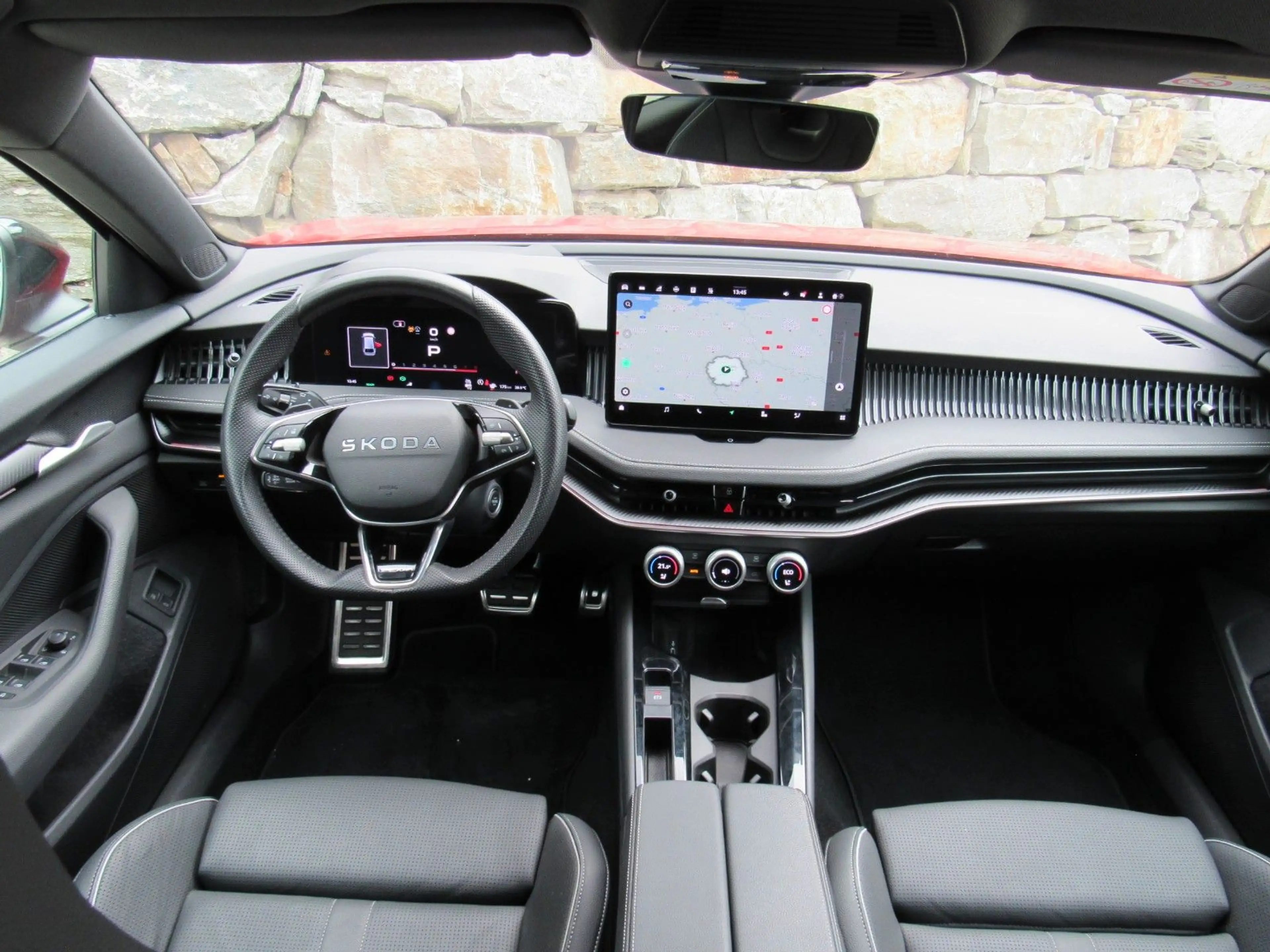 Skoda Superb Combi 1.5 TSI iV DSG Sportline AHK TRAVEL — photo 14