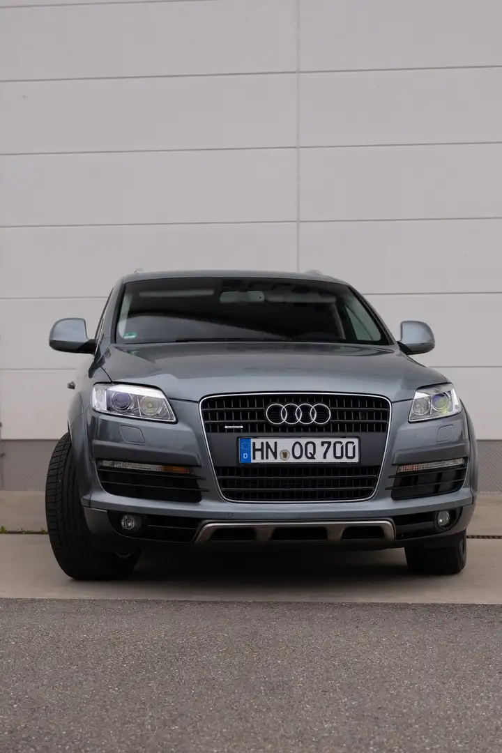 Audi Q7 4.2 FSI quattro tiptronic Grau - 1