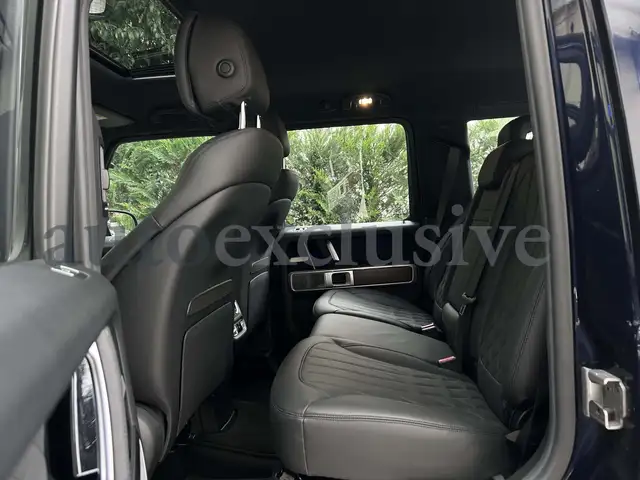 Mercedes-Benz G 500 view 12