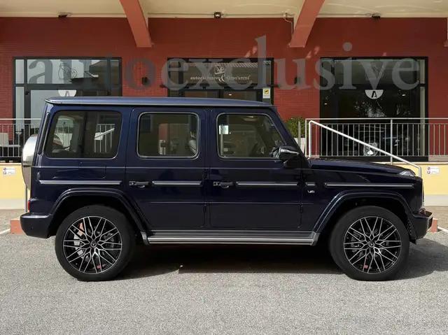 Mercedes-Benz G 500 view 3