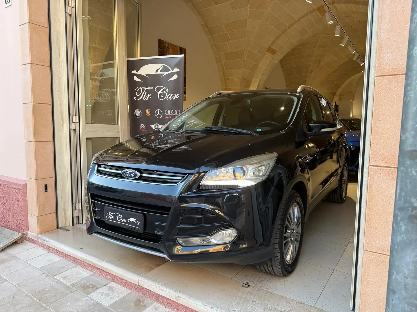 Ford Kuga Kuga II 2013 2.0 tdci Plus 4wd 140cv powershift Nero - 1
