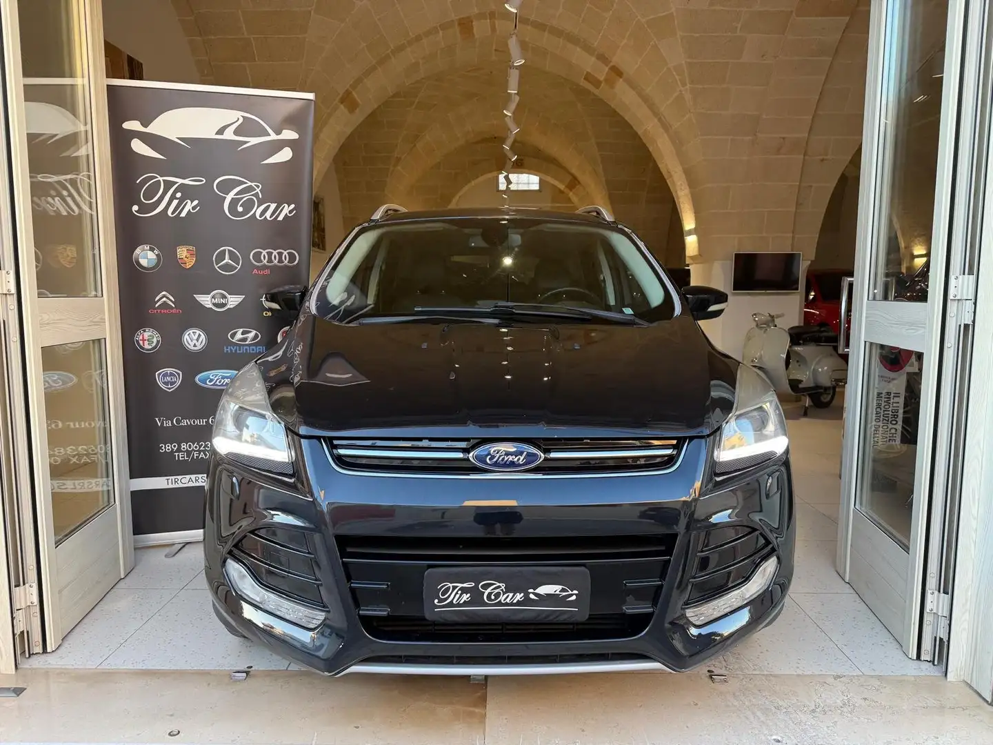 Ford Kuga Kuga II 2013 2.0 tdci Plus 4wd 140cv powershift Nero - 2