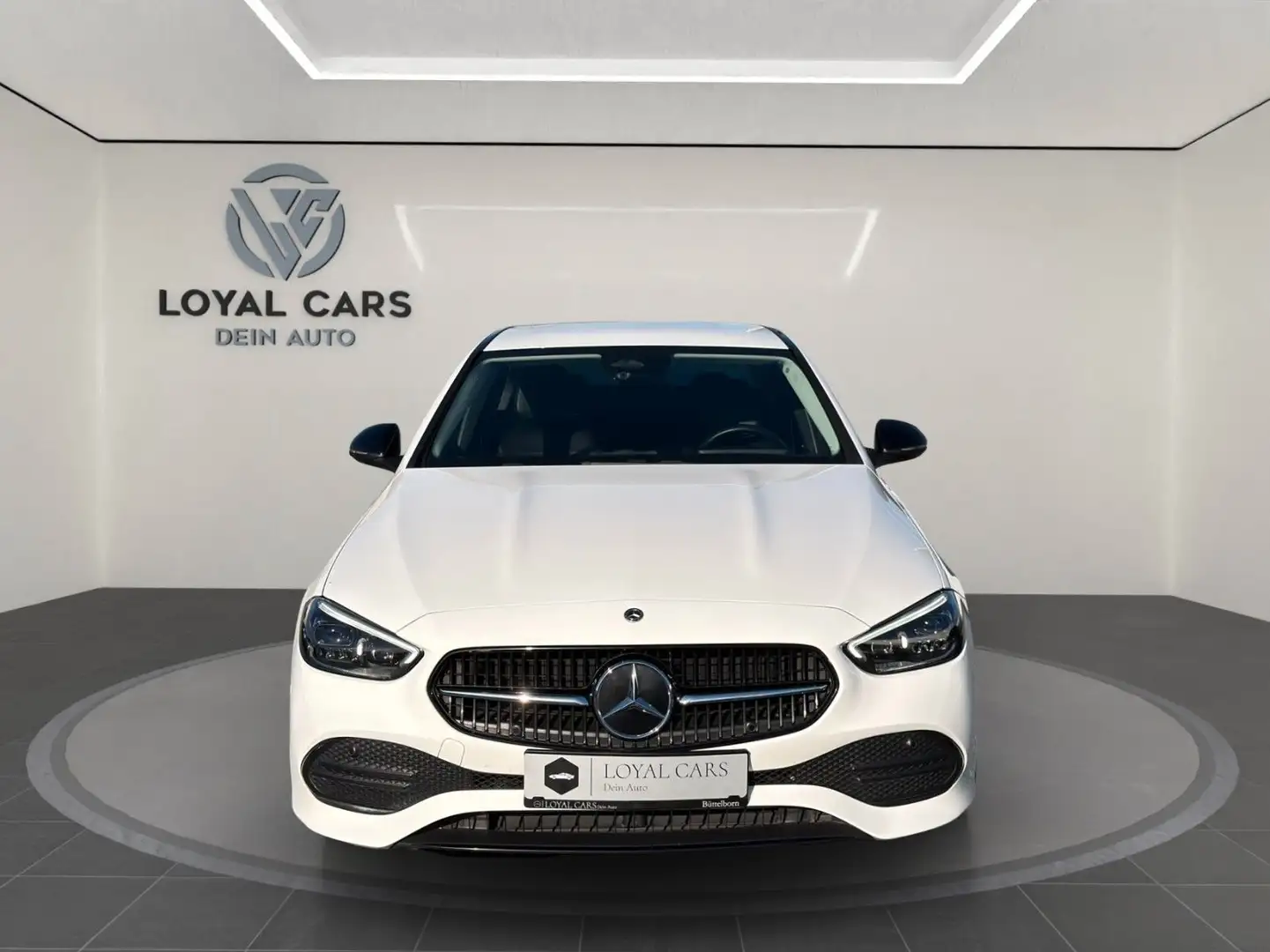 Mercedes-Benz C 300 Lim 4M*AMBI/PLUS*LEDER*KAMERA*LED*NIGHT* Weiß - 2