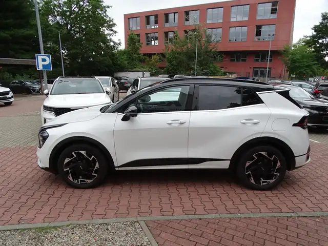 Kia Sportage view 3