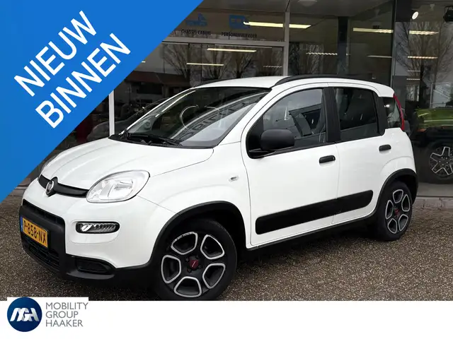 Fiat Panda 1.0 Hybrid Cross | Airco | Radio |