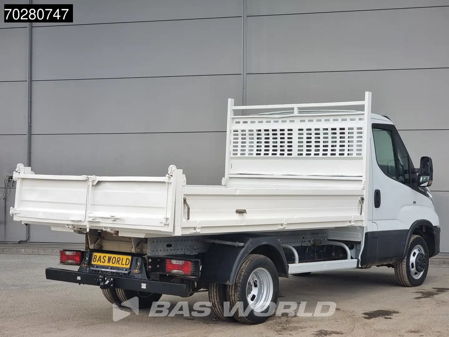 Iveco Daily 35C18 Open Laadbak 3.0L Automaat Dubbellucht 3.5t Wit - 2
