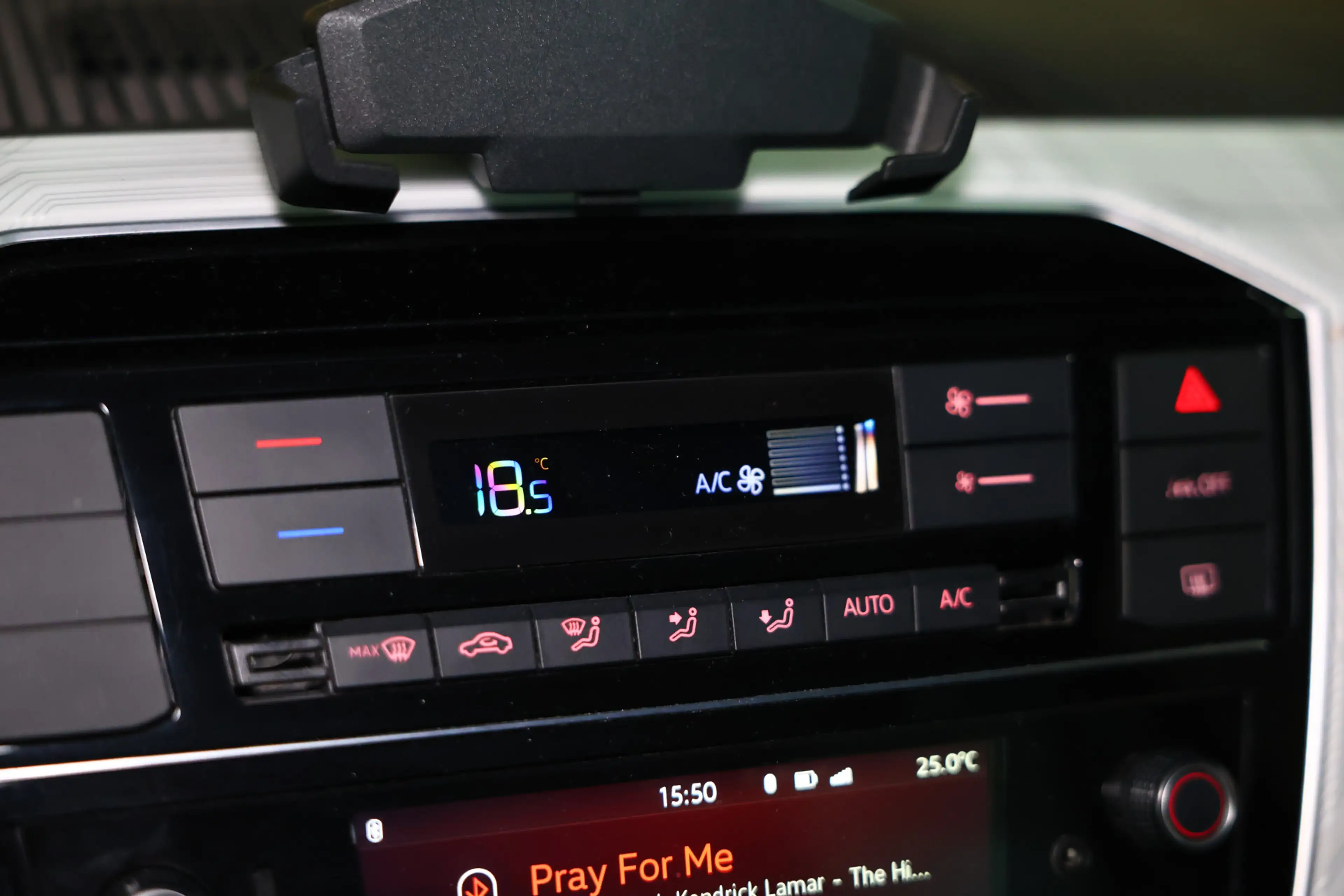 SEAT Mii Electric CLIMATRONIC 52000 k ! DAB BLUETOOTH '21 — photo 15