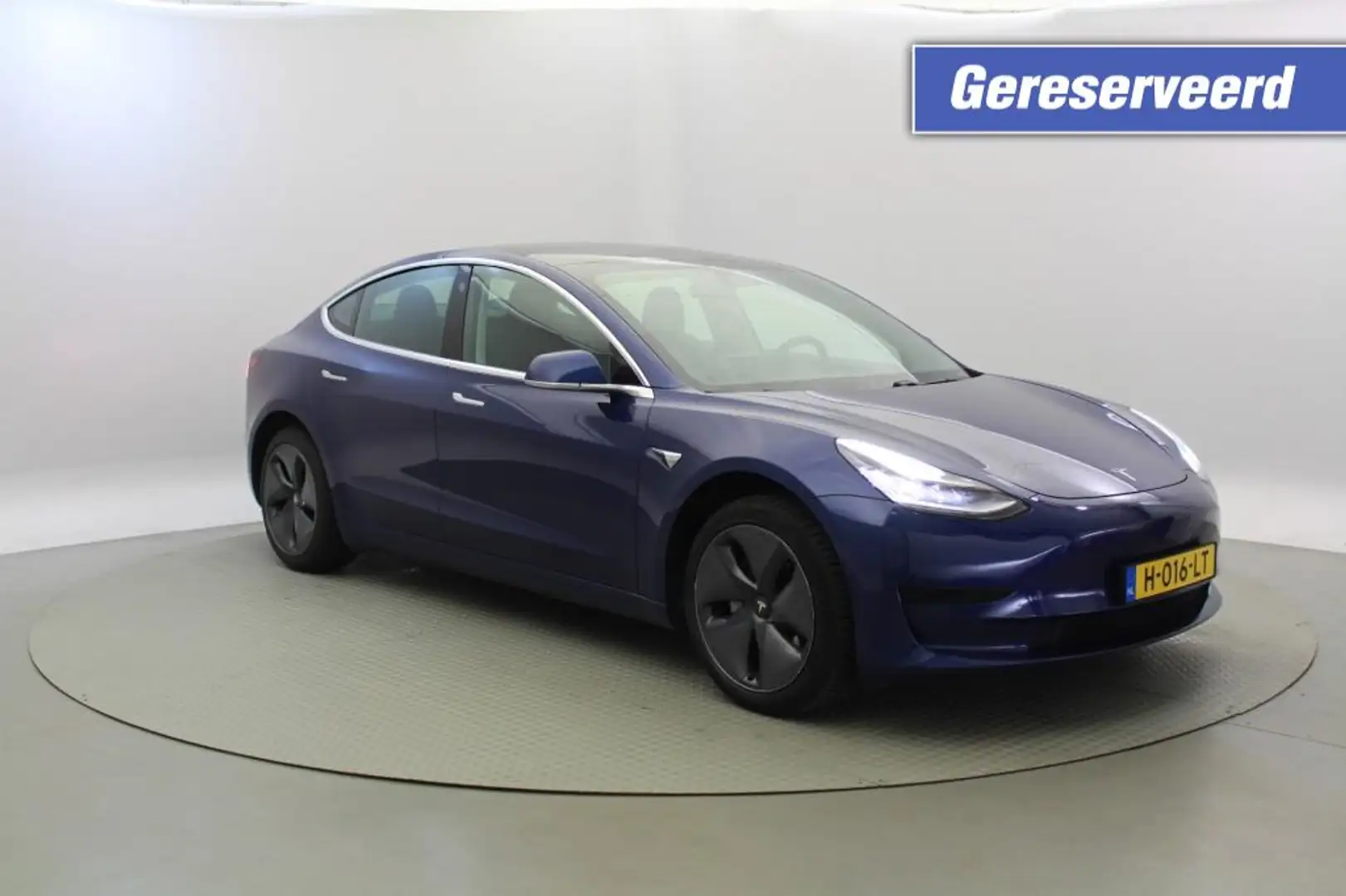 Tesla Model 3 Standard RWD Plus 60 kWh - GERESERVEERD Blauw - 1