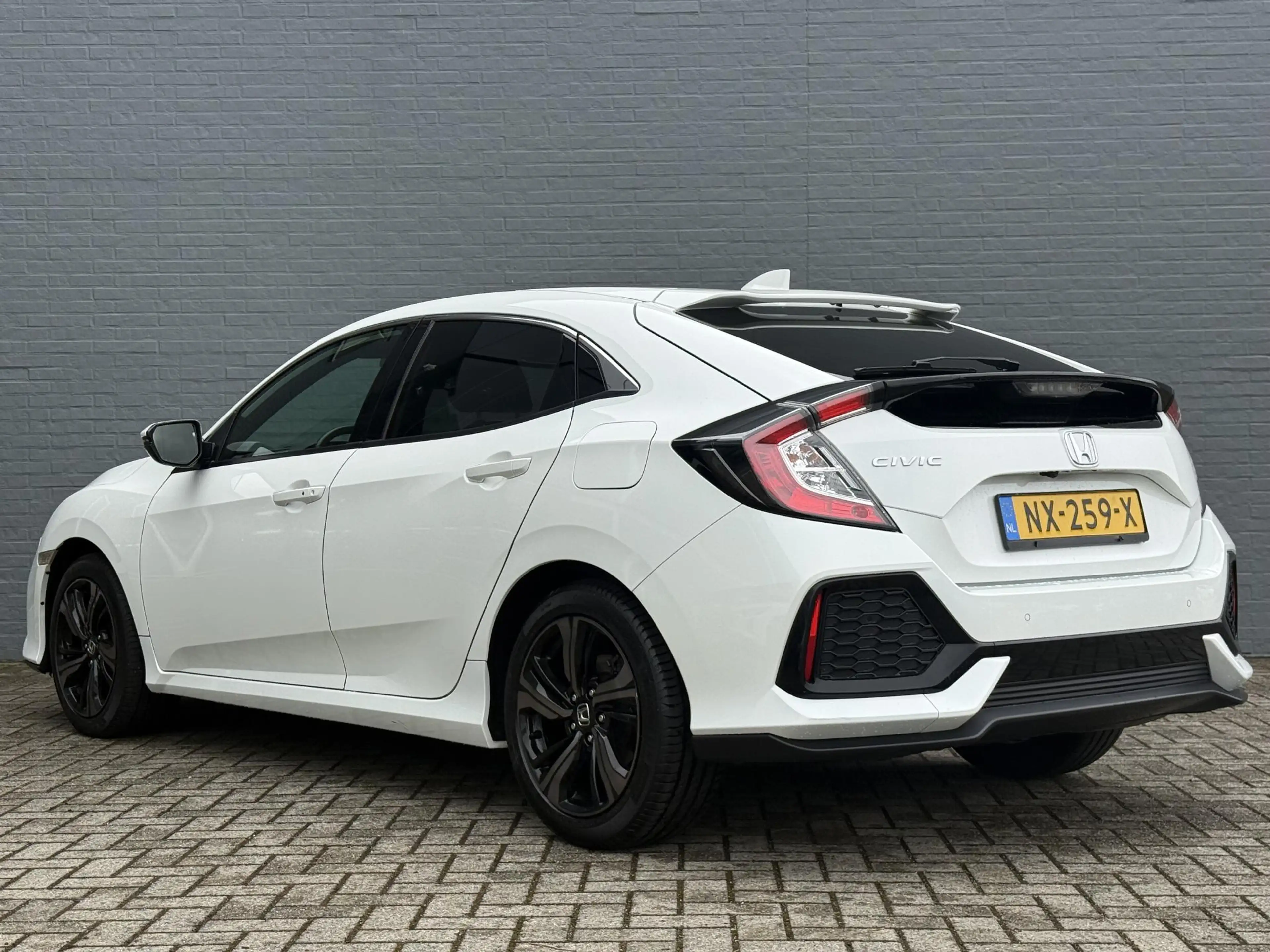Honda Civic 1.0 i-VTEC Executive | Stoelverwarming | Panoramad — photo 8