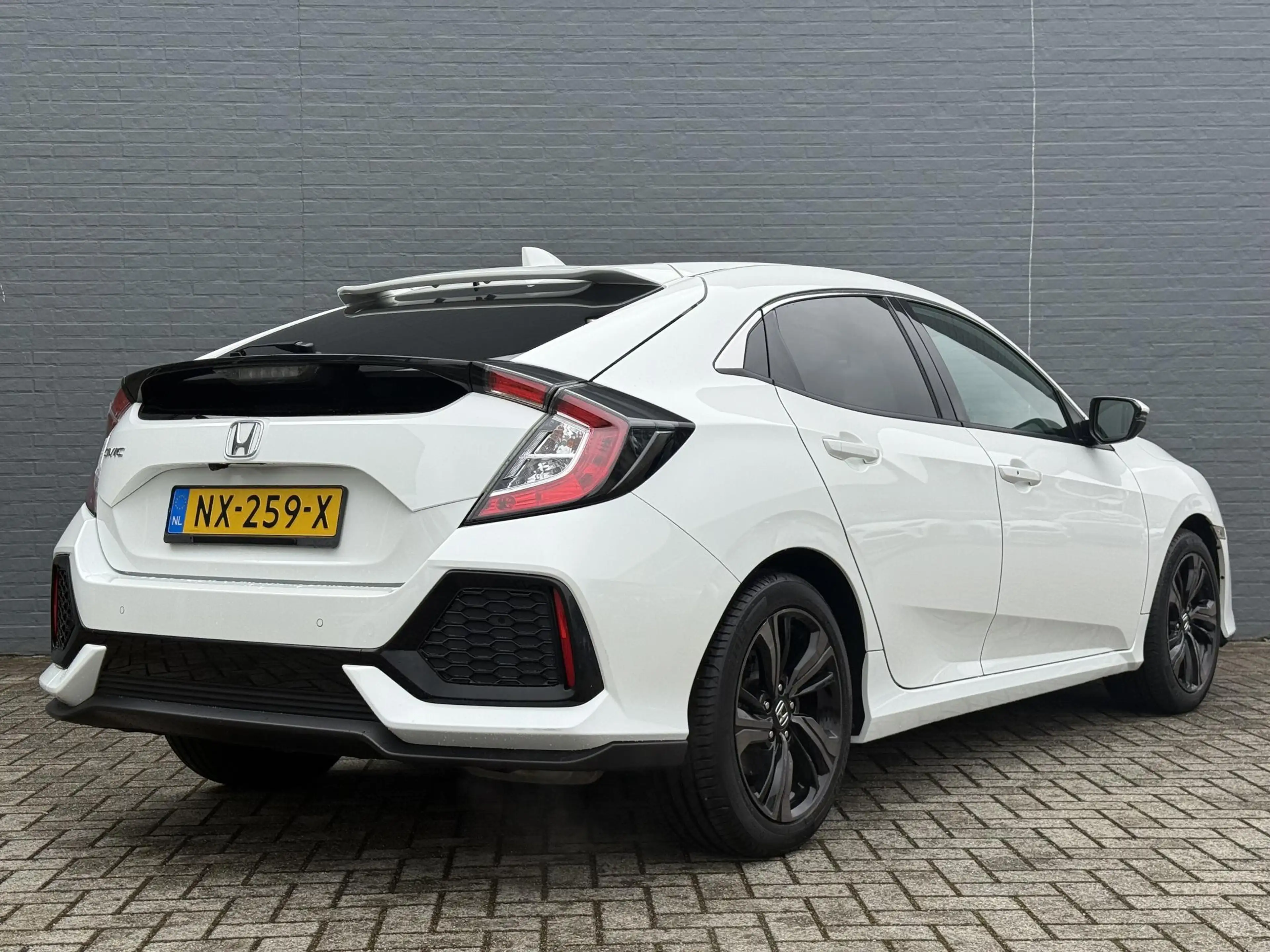 Honda Civic 1.0 i-VTEC Executive | Stoelverwarming | Panoramad — photo 6