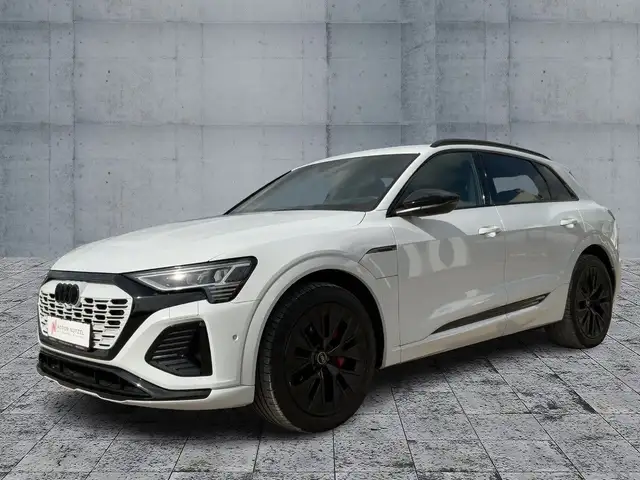 Audi Q8 E-Tron view 2
