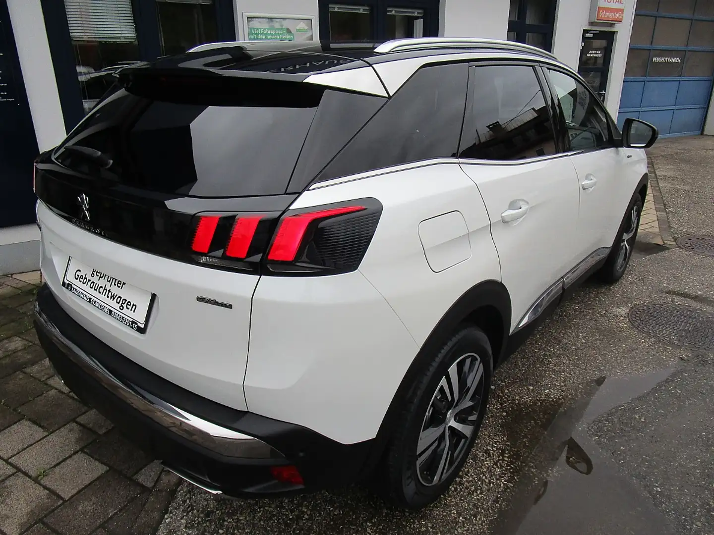 Peugeot 3008 1,2 PureTech 130 S&S Allure Weiß - 2