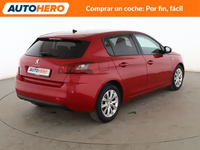 Peugeot 308 view 6