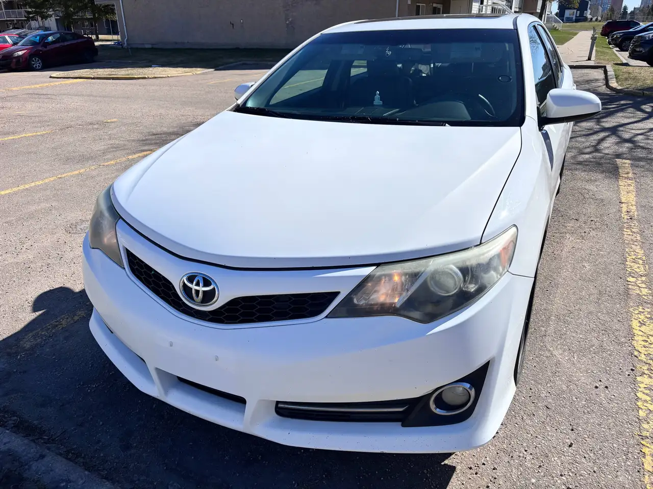 Toyota Camry снимка Toyota Camry