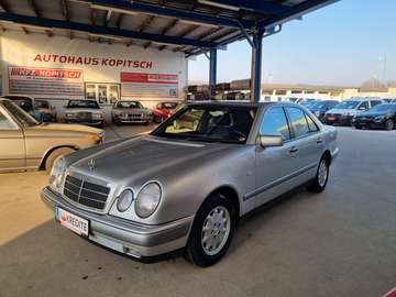 E200 Elegance - Traumzustand!