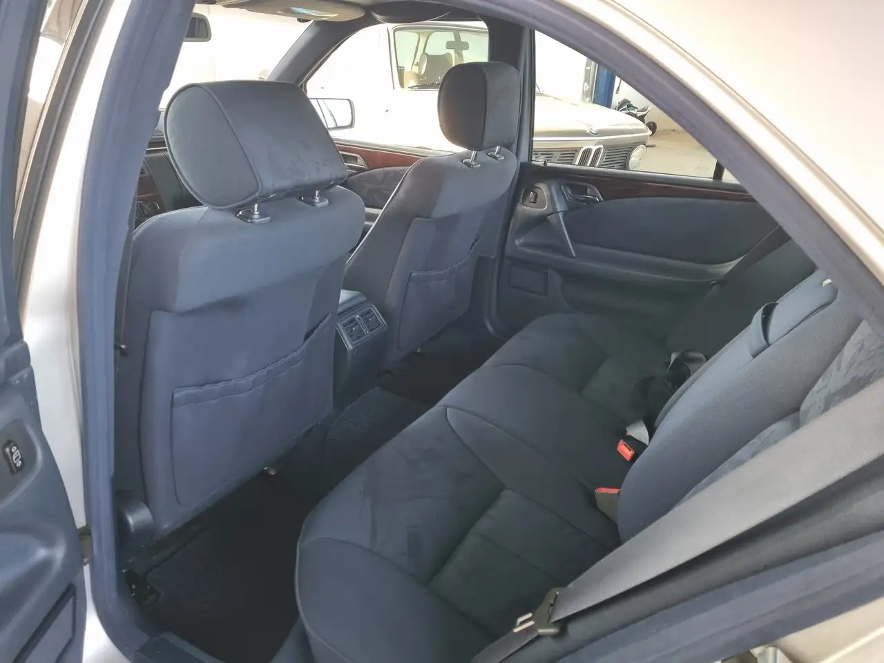Mercedes-Benz E 200 E200 Elegance - Traumzustand!, foto 11