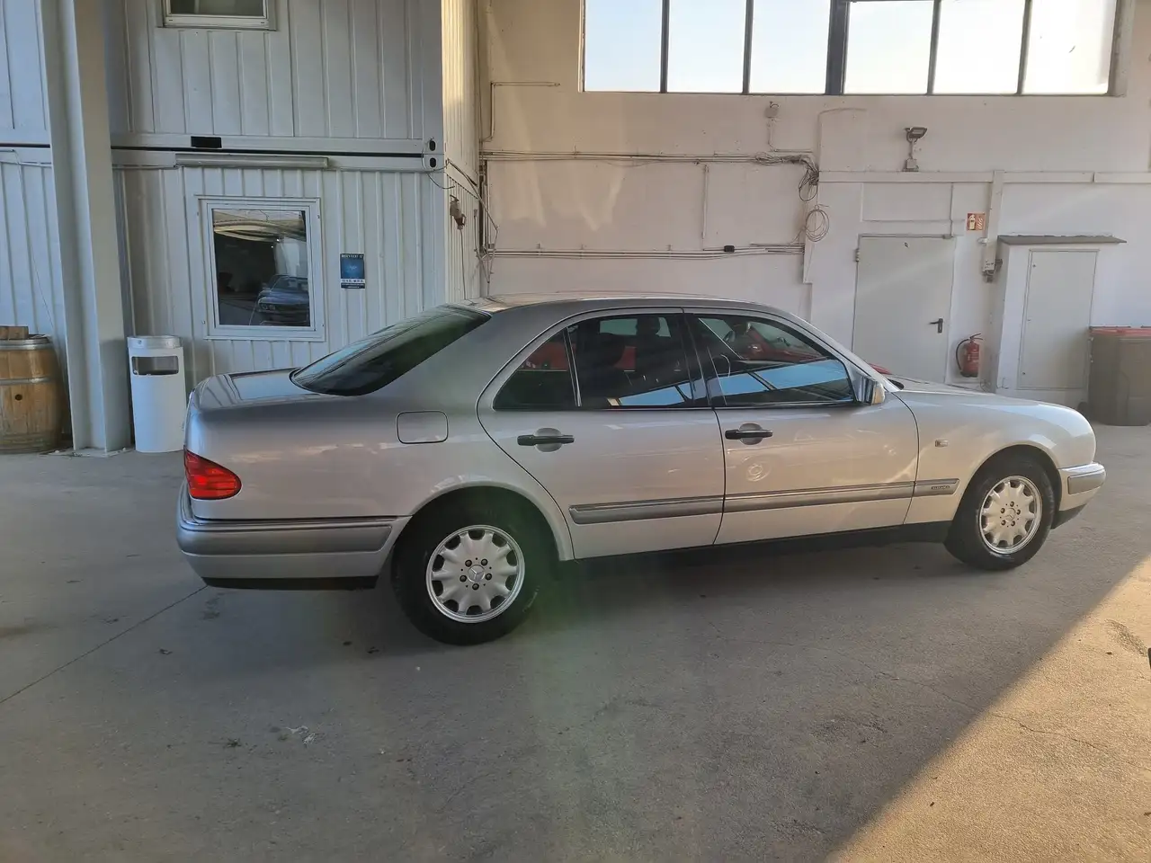 Mercedes-Benz E 200 E200 Elegance - Traumzustand!, foto 4
