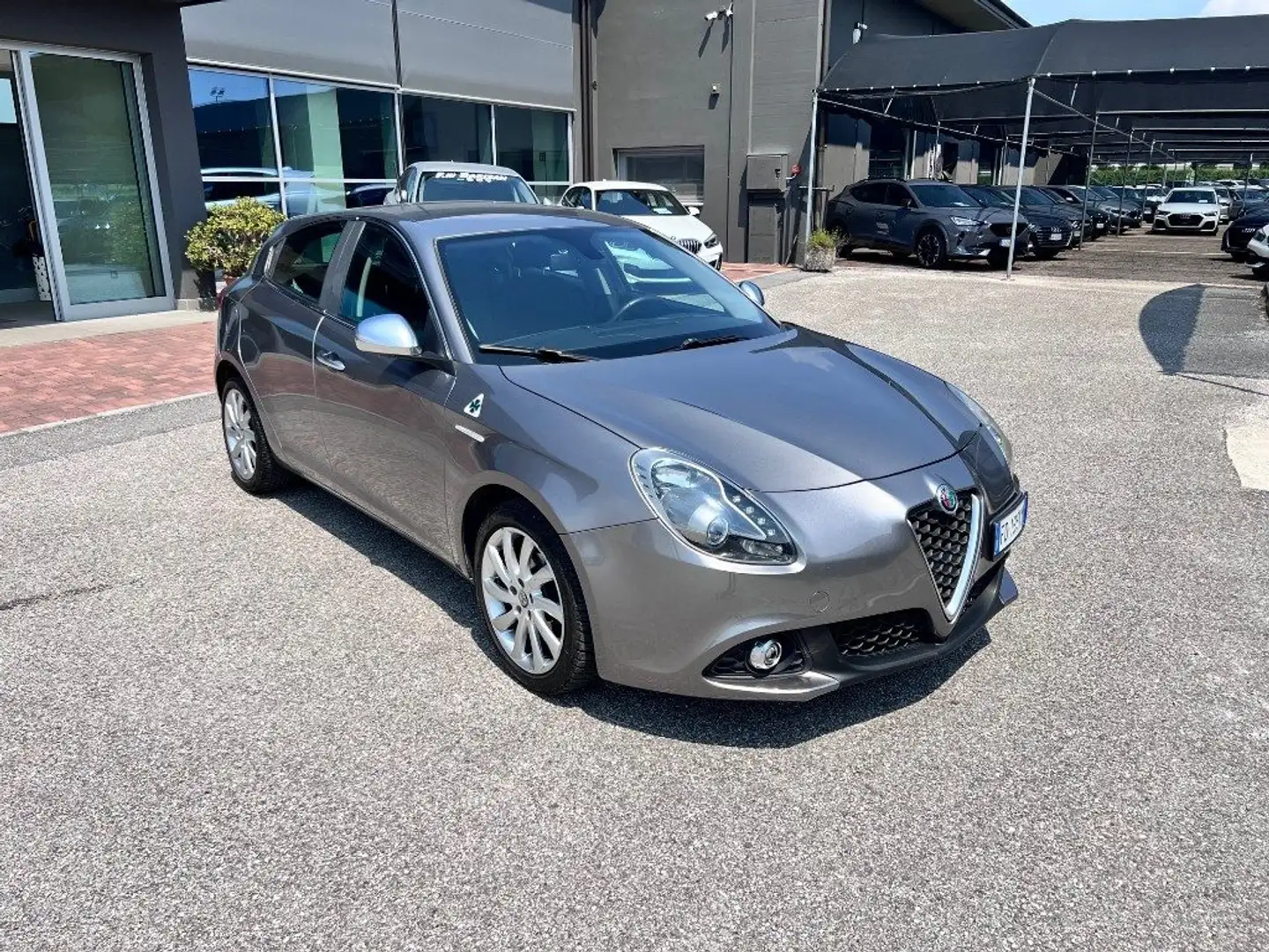 Alfa Romeo Giulietta 1.6 JTDm TCT 120 CV Super Grijs - 2