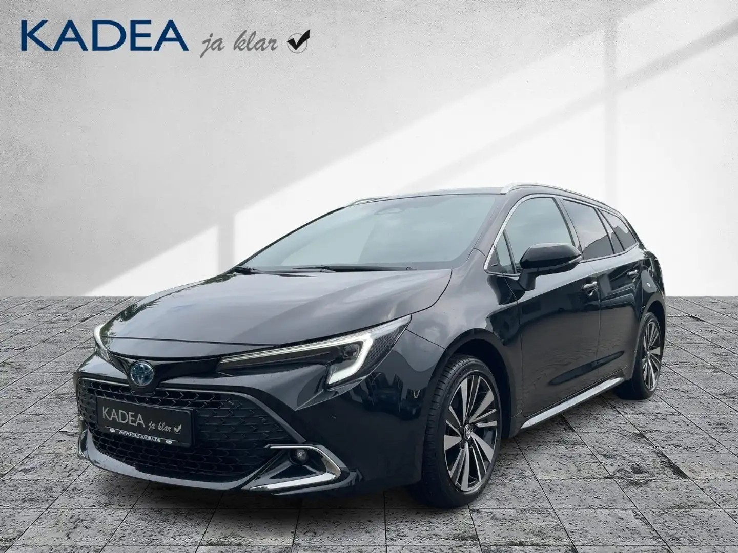 Toyota Corolla Touring Sports 2.0 Teamplayer ACC+LED Schwarz - 2