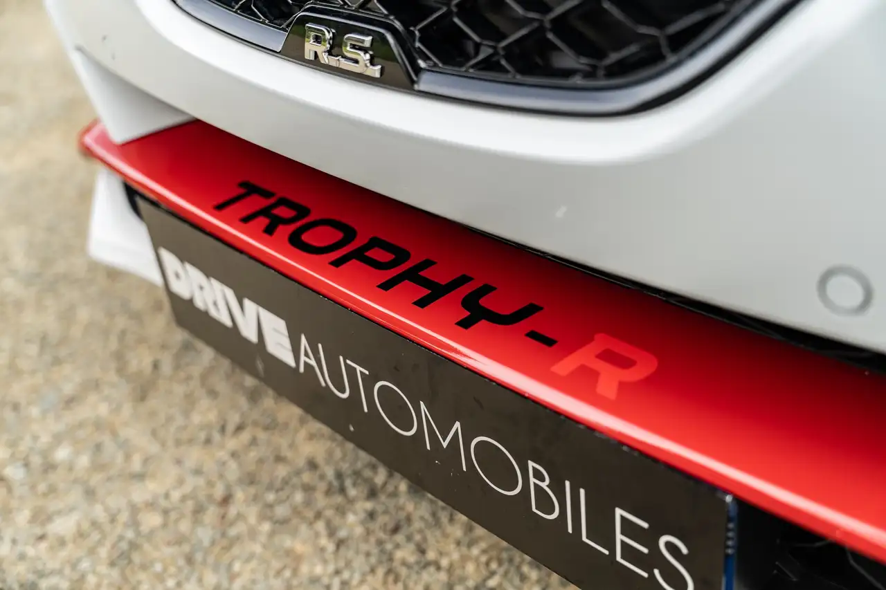 Renault Megane R.S. — photo 9