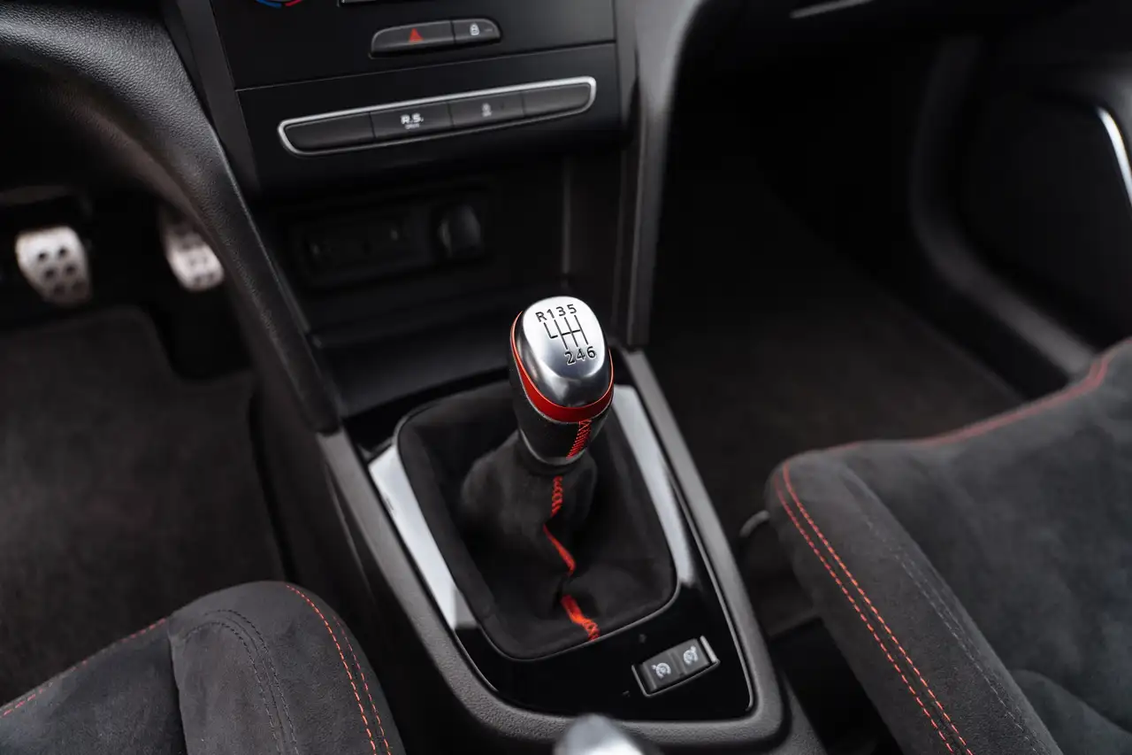 Renault Megane R.S. — photo 28