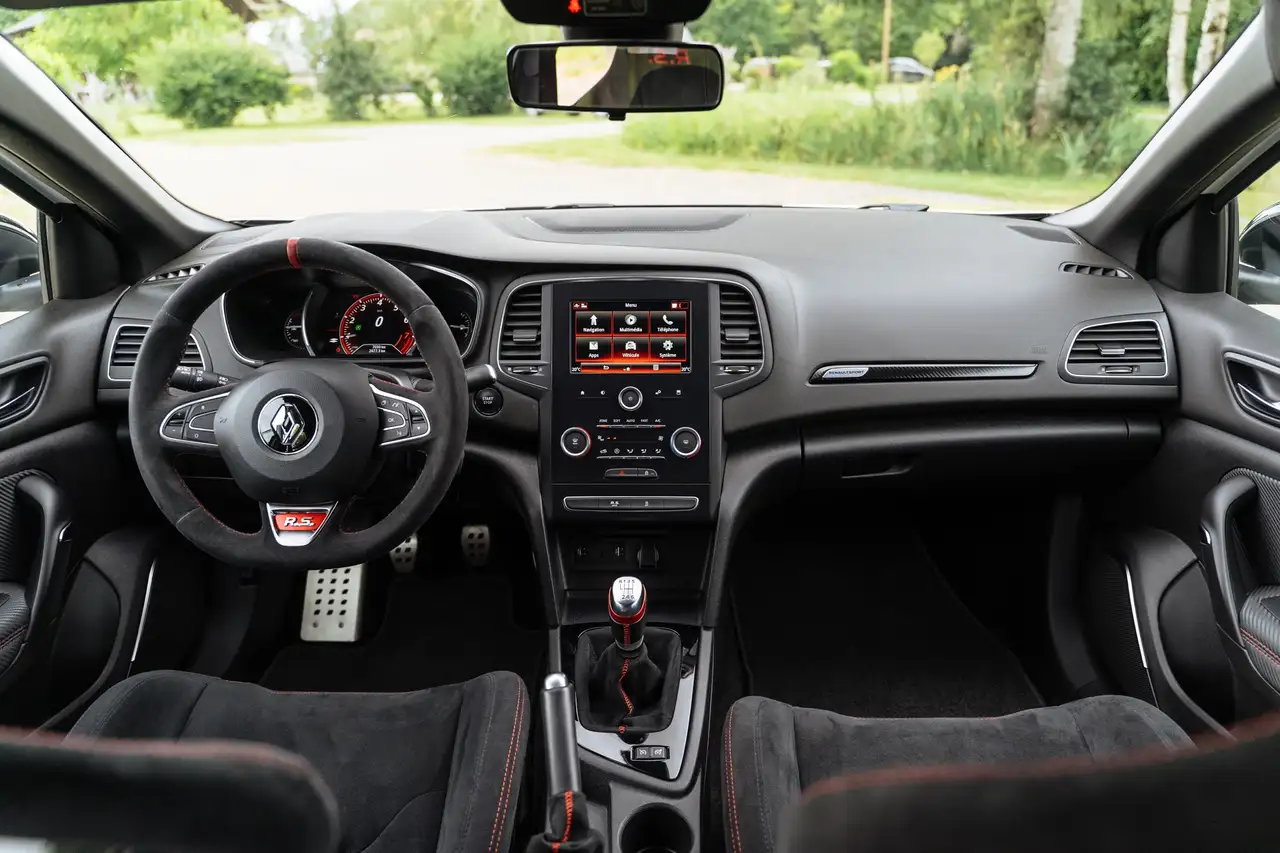 Renault Megane R.S. — photo 24