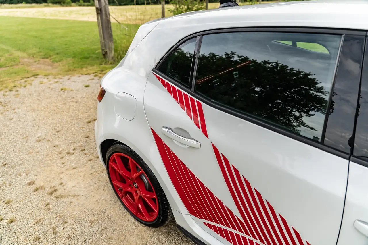 Renault Megane R.S. — photo 12