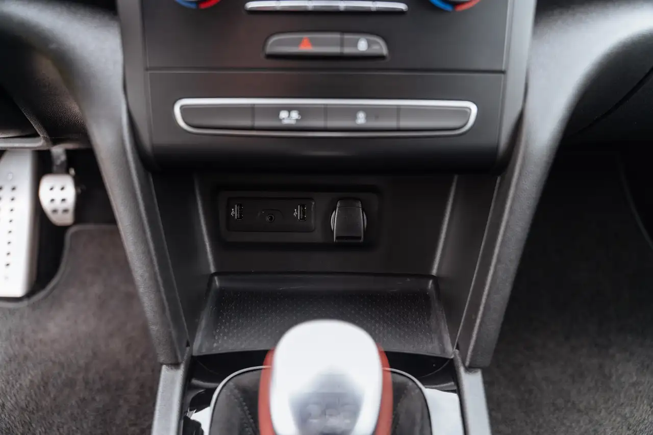 Renault Megane R.S. — photo 30