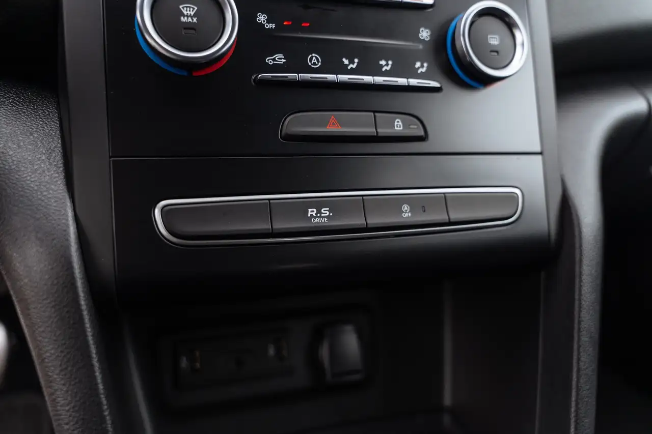 Renault Megane R.S. — photo 27