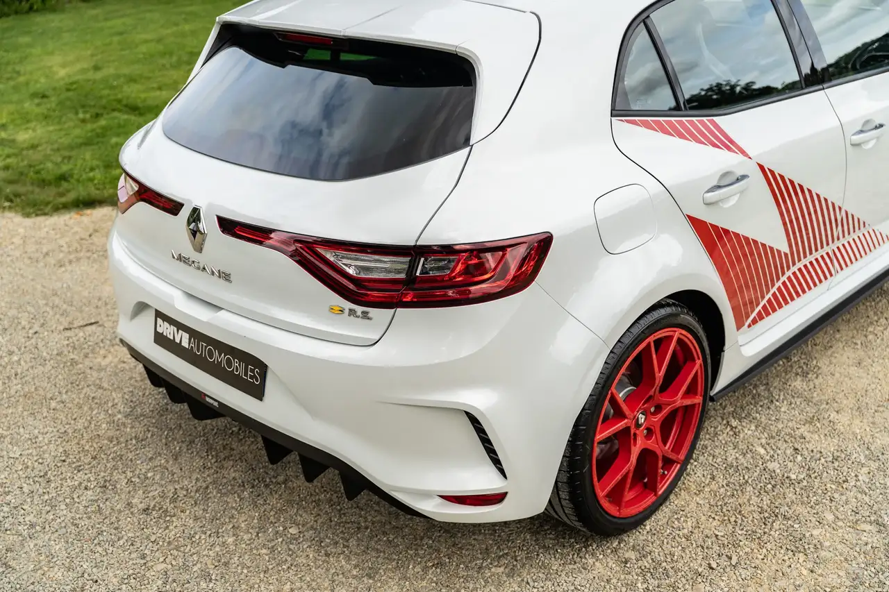 Renault Megane R.S. — photo 15