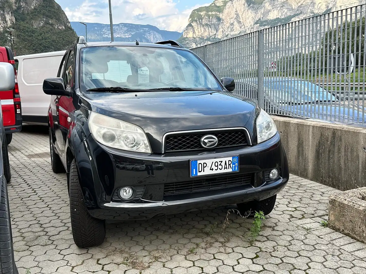 Daihatsu Terios 1.5 SX O/F 4WD 2003817 Zwart - 1