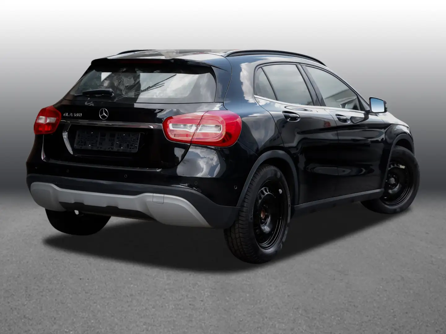 Mercedes-Benz GLA 180 Style NAVI SHZ PDC BT KLIMA Black - 2