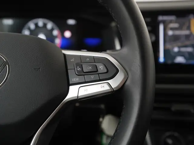 Volkswagen Polo view 9
