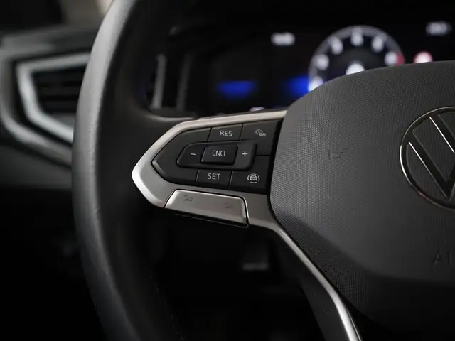 Volkswagen Polo view 7