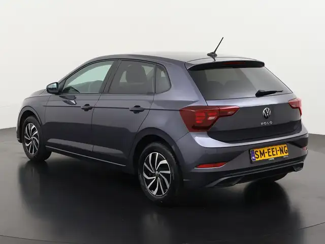 Volkswagen Polo view 6