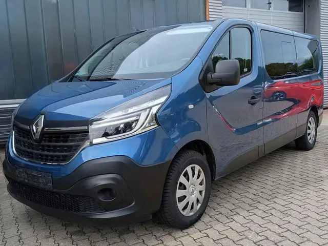 Renault Trafic L2H1 3,0t (8/9 Sitze) Life