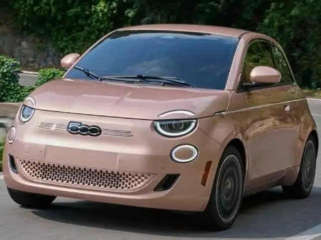 2026 Fiat 500 in Gold for sale