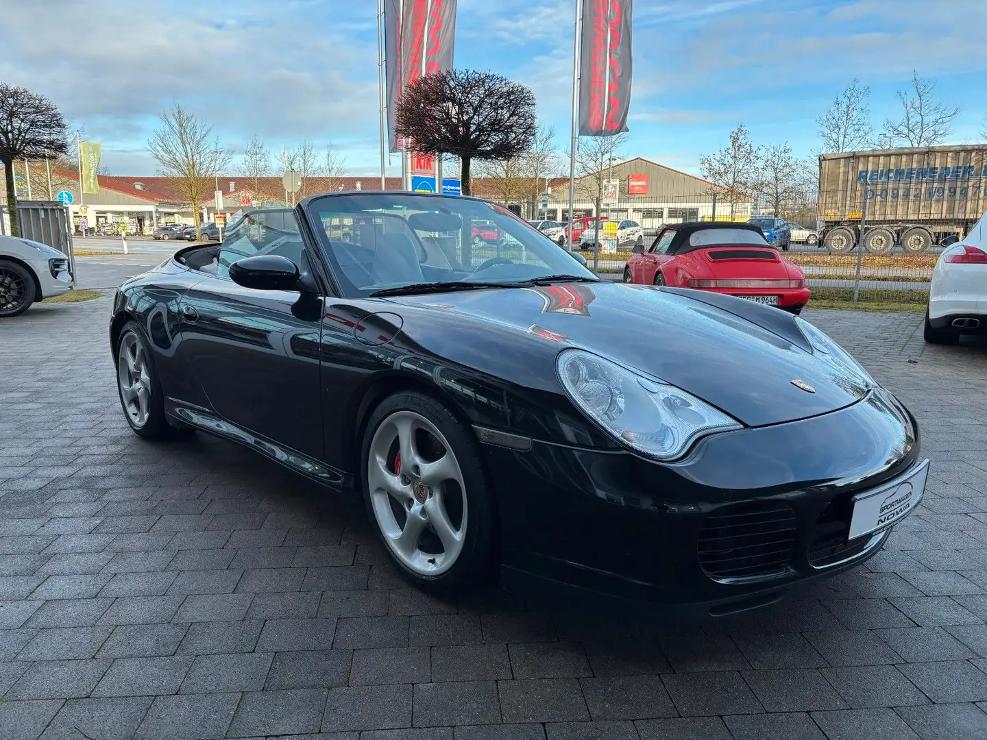 Porsche 996 911 Carrera 4S Cabriolet *Leder-Navi-Sportabgas* Negru - 2
