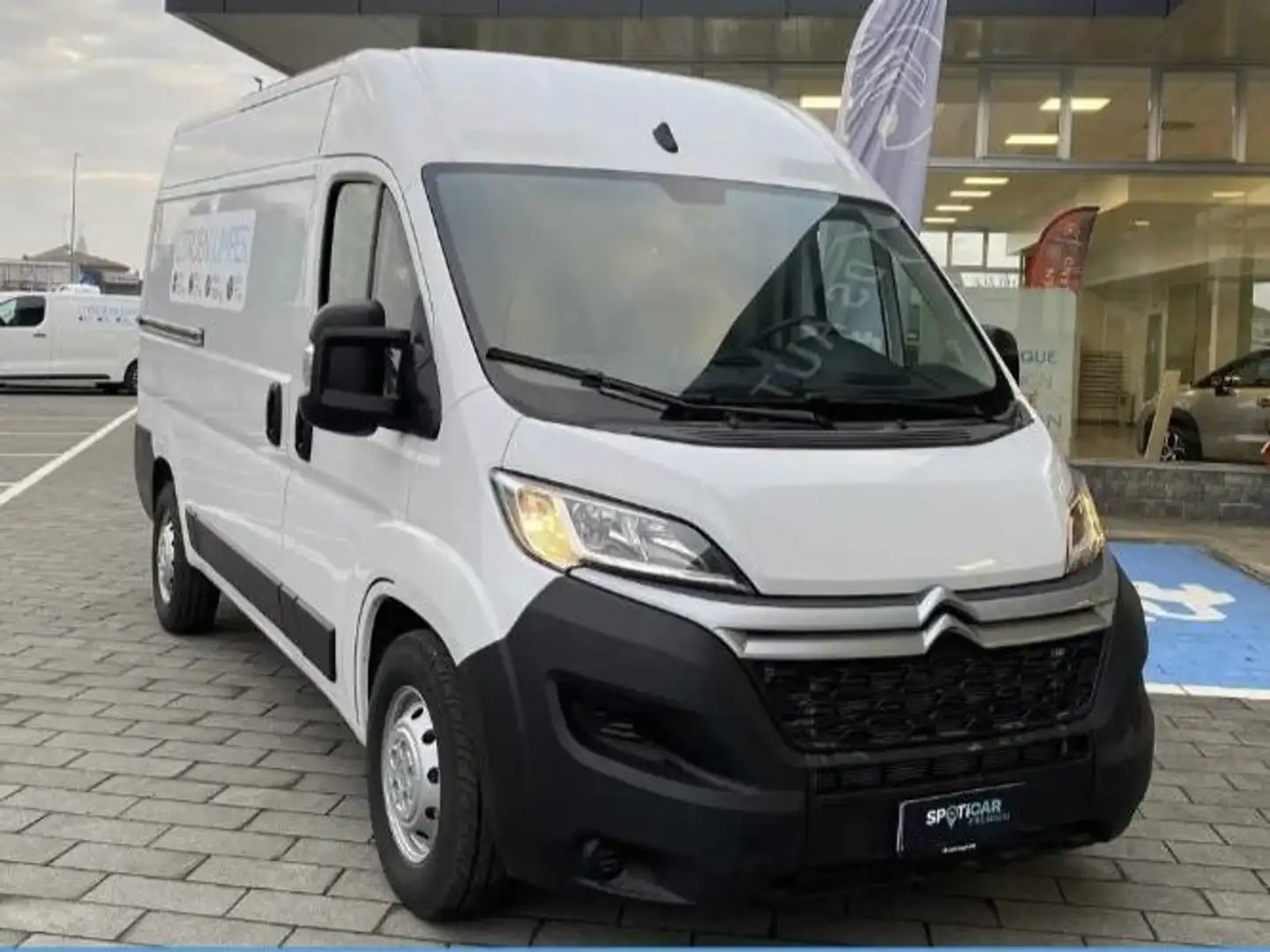 Citroen Jumper e-Jumper 100% Elettrico 35q L2H2 37kwh KM ZERO Blanco - 1
