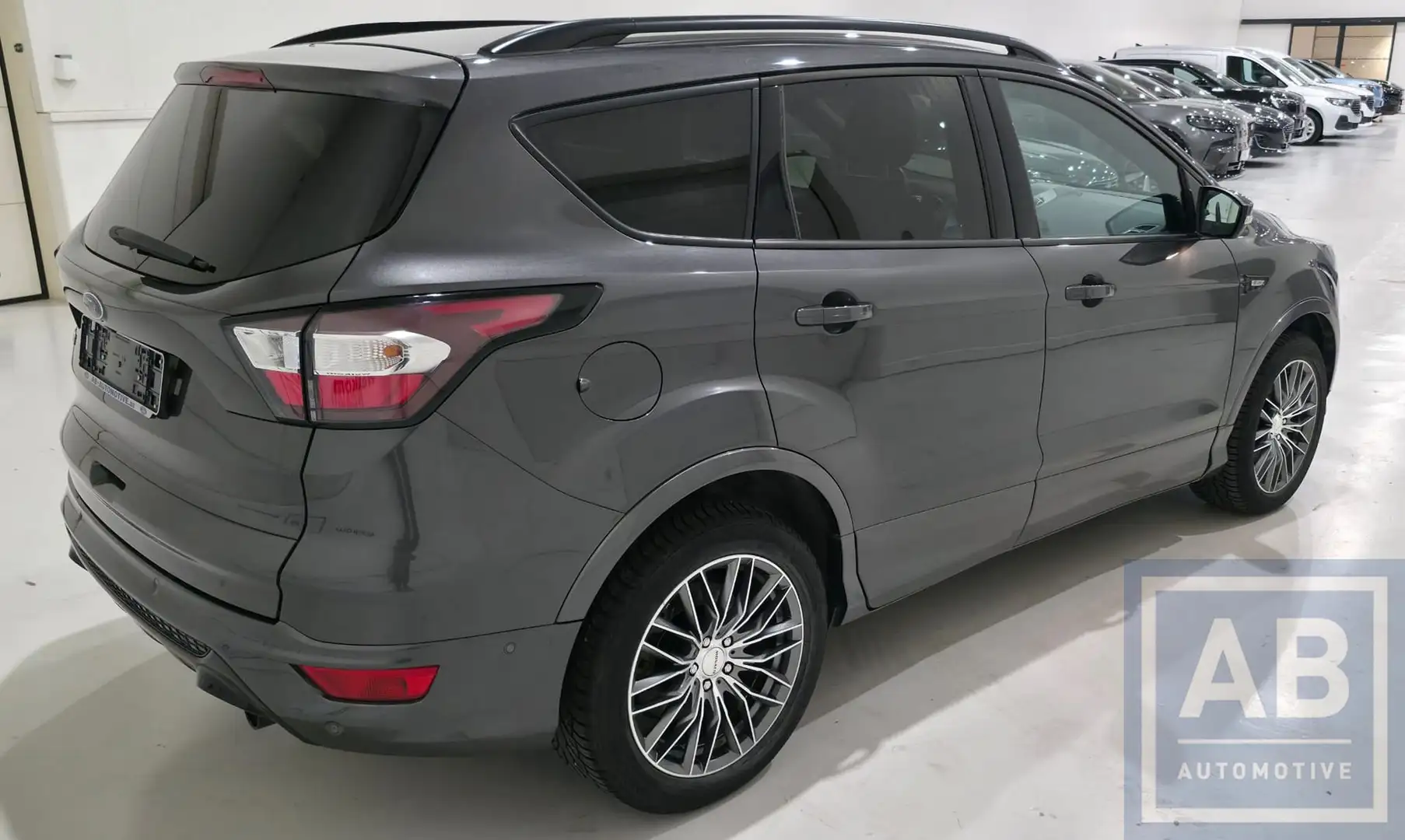 Ford Kuga * St line / 75000km / Benzine / Garantie * - 2